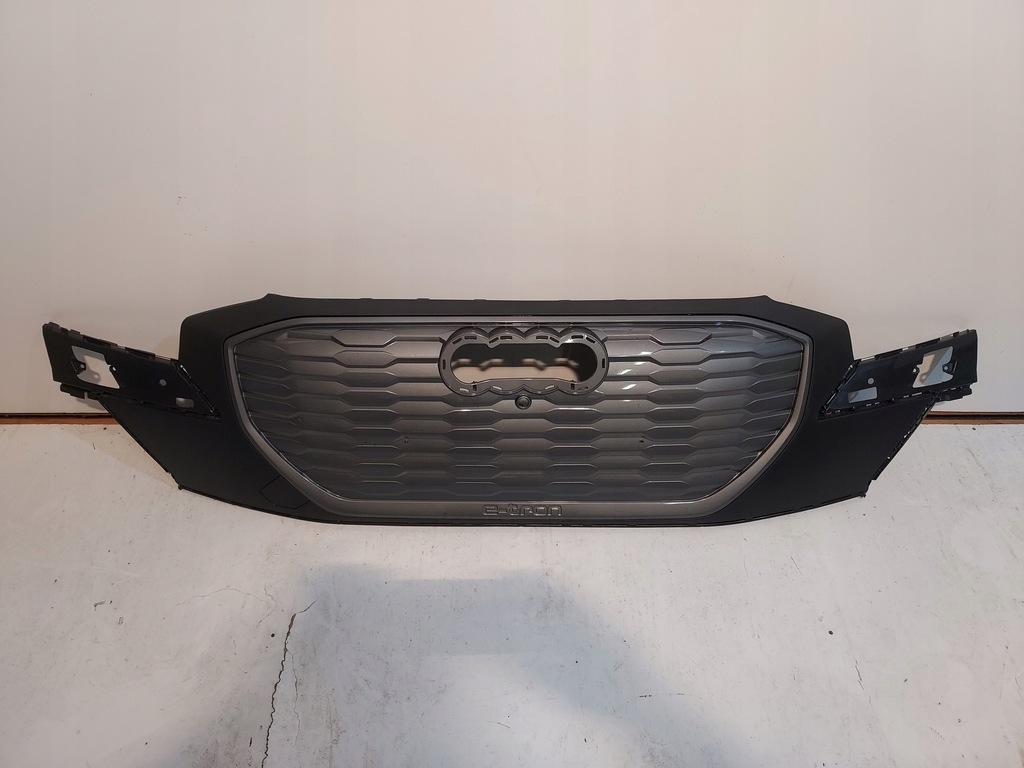 фото №1, Решітка радіатора решітка радіатора audi q4 e-tron 89a