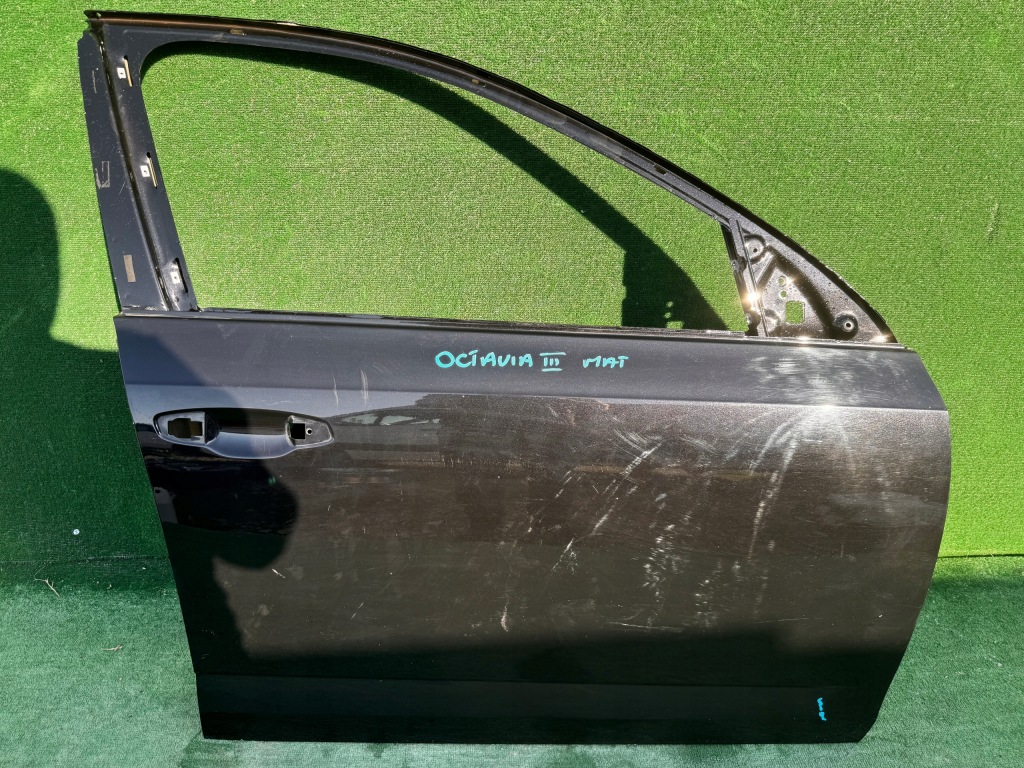 фото №1, Skoda octavia 3 iii 5e0 13- двері правий перед