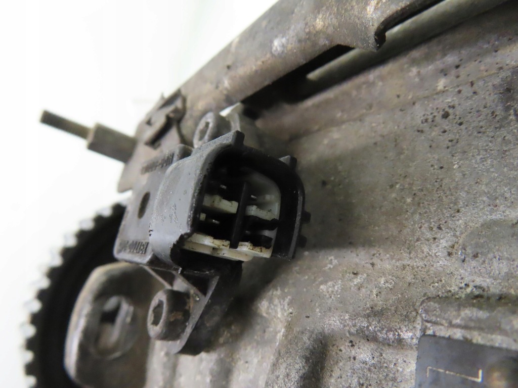 фото №8, Насос упорскування mazda premacy 2.0 ditd 09650050207 rf4f13800