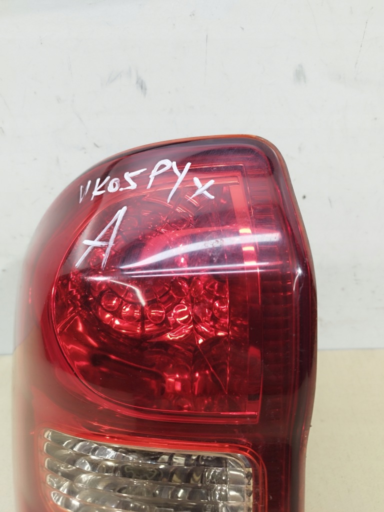 фото №3, Лампа крила задня toyota rav4 rav-4 ii 2003-2005 5 двері ліва