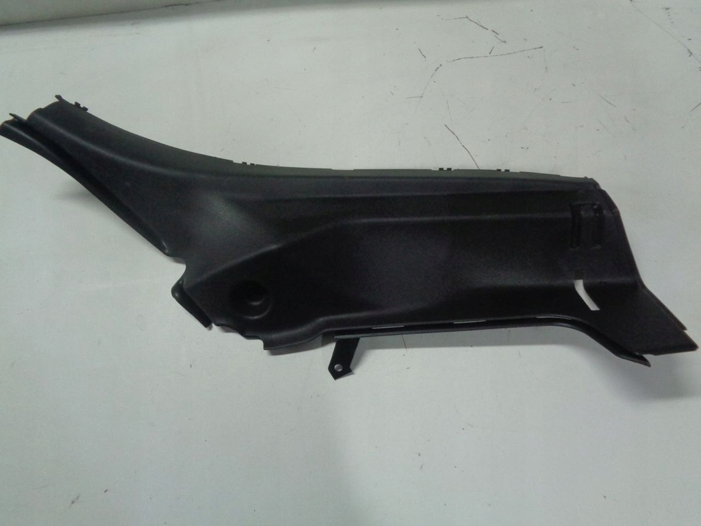 фото №1, Mercedes cla w117 защита обшивка стойка правая задняя