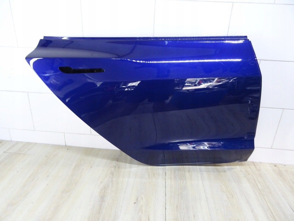 Купить Tesla model s рестайлинг  дверь правый  задняя 6006566-e0-h