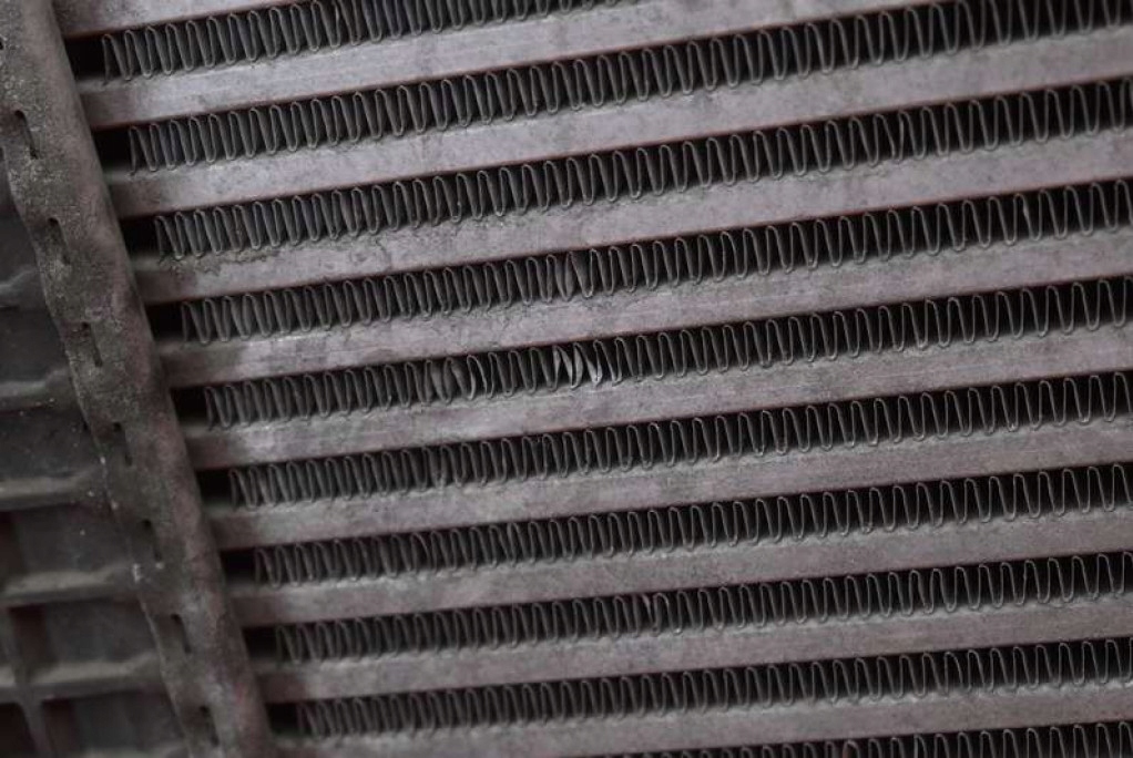 Радиатор интеркулер 1c0145803g vw passat b6 2.0 tdi 140 km 05-10 в Украине