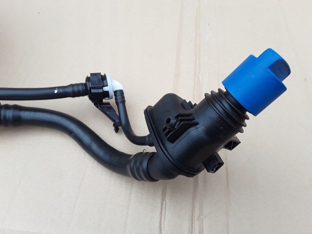 фото №8, Бак adblue seat leon iii kombi lift 1.6 tdi 2019 5q0131877f 5q0131969e