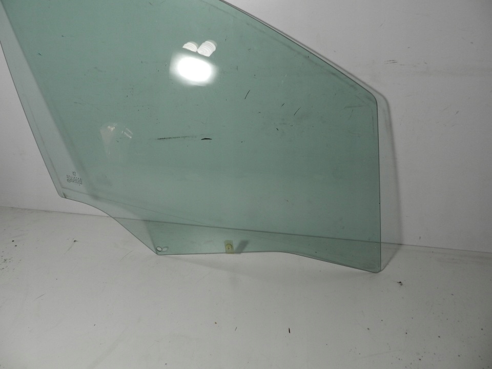 фото №4, Стекло дверь правая перед передняя peugeot 307