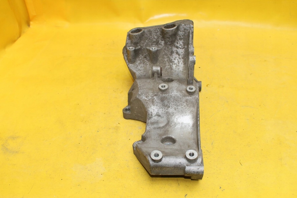 фото №3, Кронштейн генератора audi a4 b6 2.0b 06b903143l