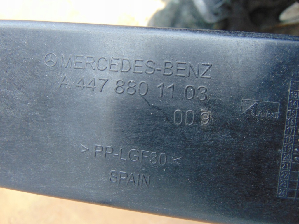 Підсилювач передній ремінь перед mercedes vito w447 в Україні