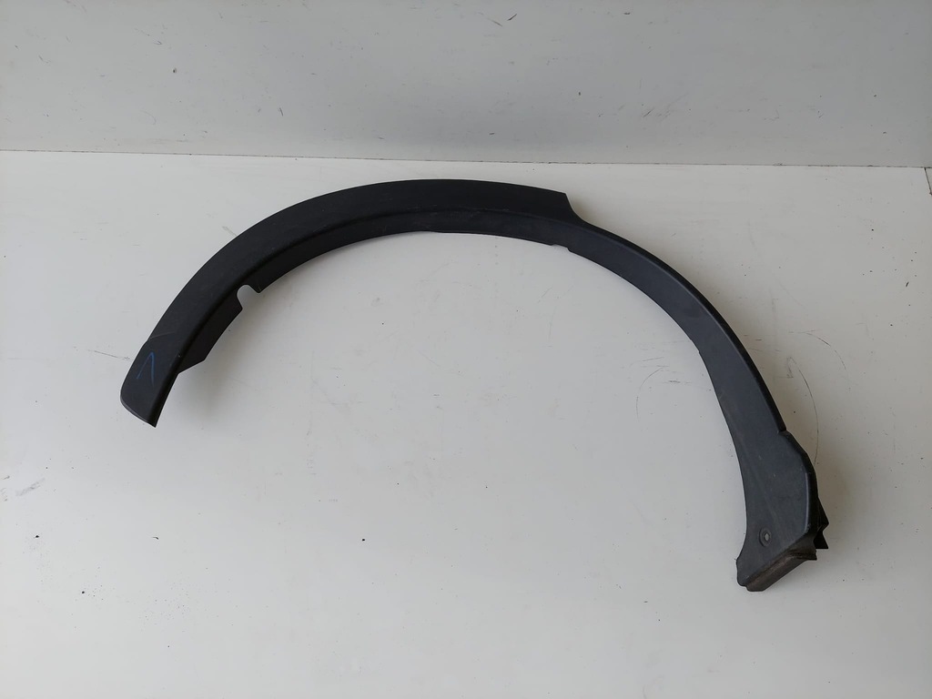 фото №1, Mitsubishi eclipse cross молдинг крила права задня