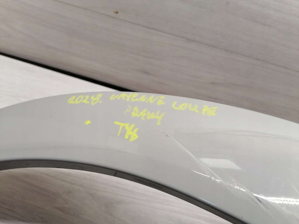 фото №8, Cayenne coupe молдинг крила правий задня 9y3854732e