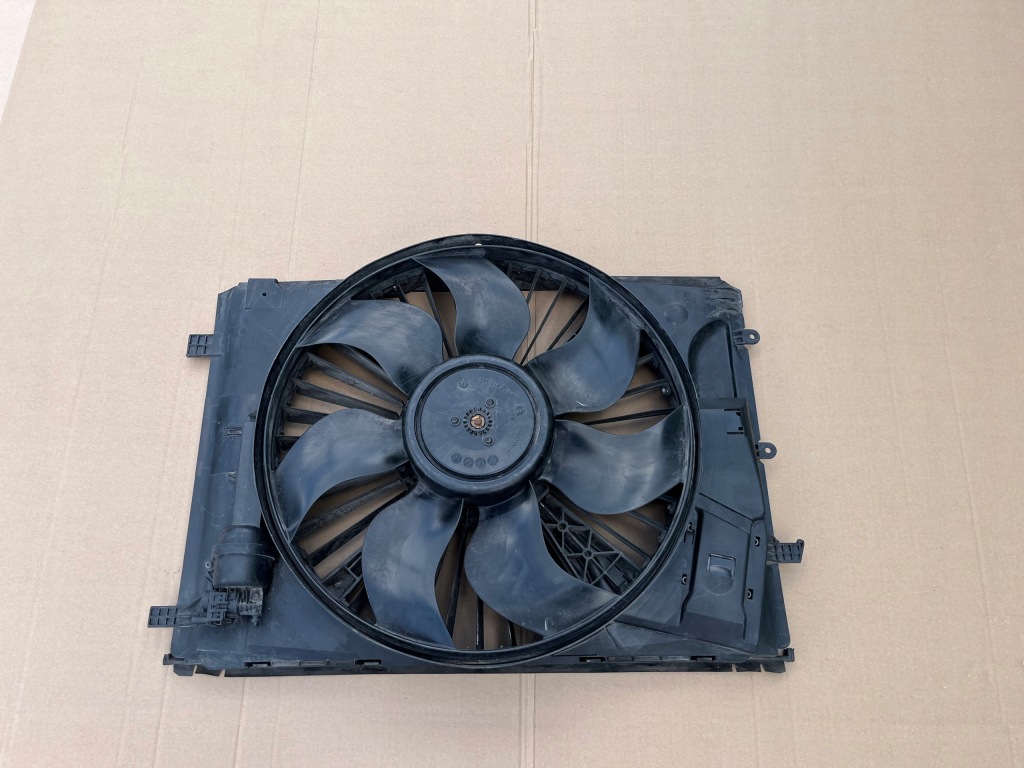 Купить Вентиляторы радиатора mercedes c klasa 204 2007 -