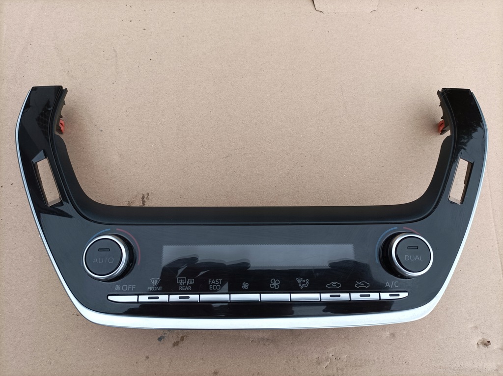 фото №1, Toyota corolla e21 панель кондиционера