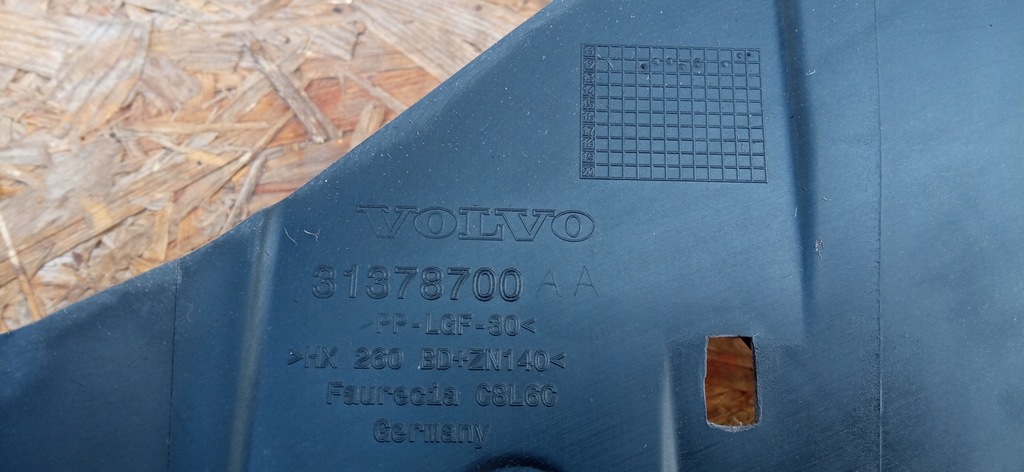 фото №11, Volvo v40 v 40 ii 12- pas передний усилитель передний 31378700