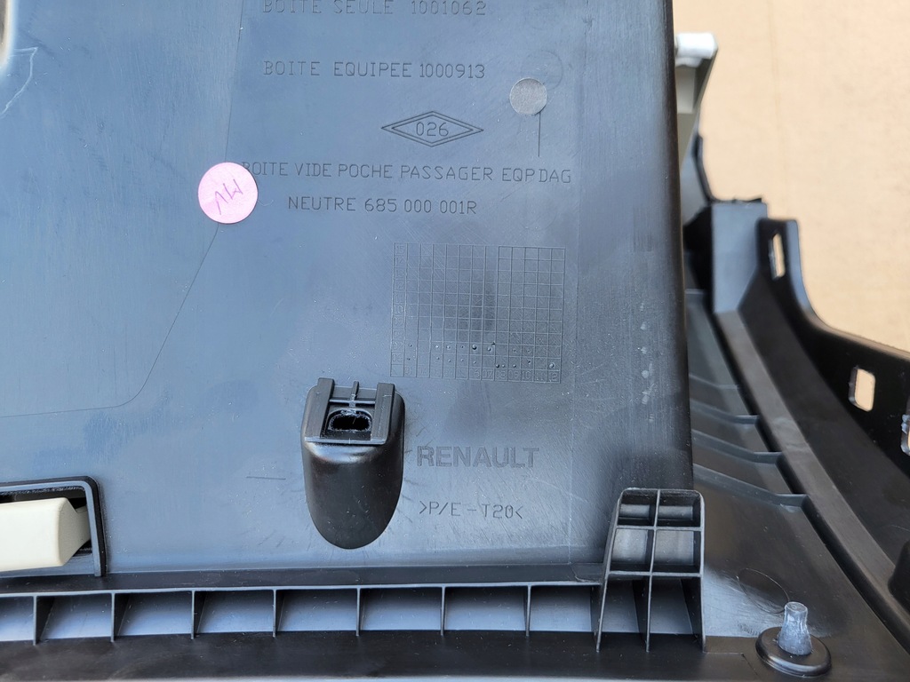 фото №10, Бардачок пасажира з панелі правий renault laguna iii оригінальний номер europa 685000001r оригінальний номер