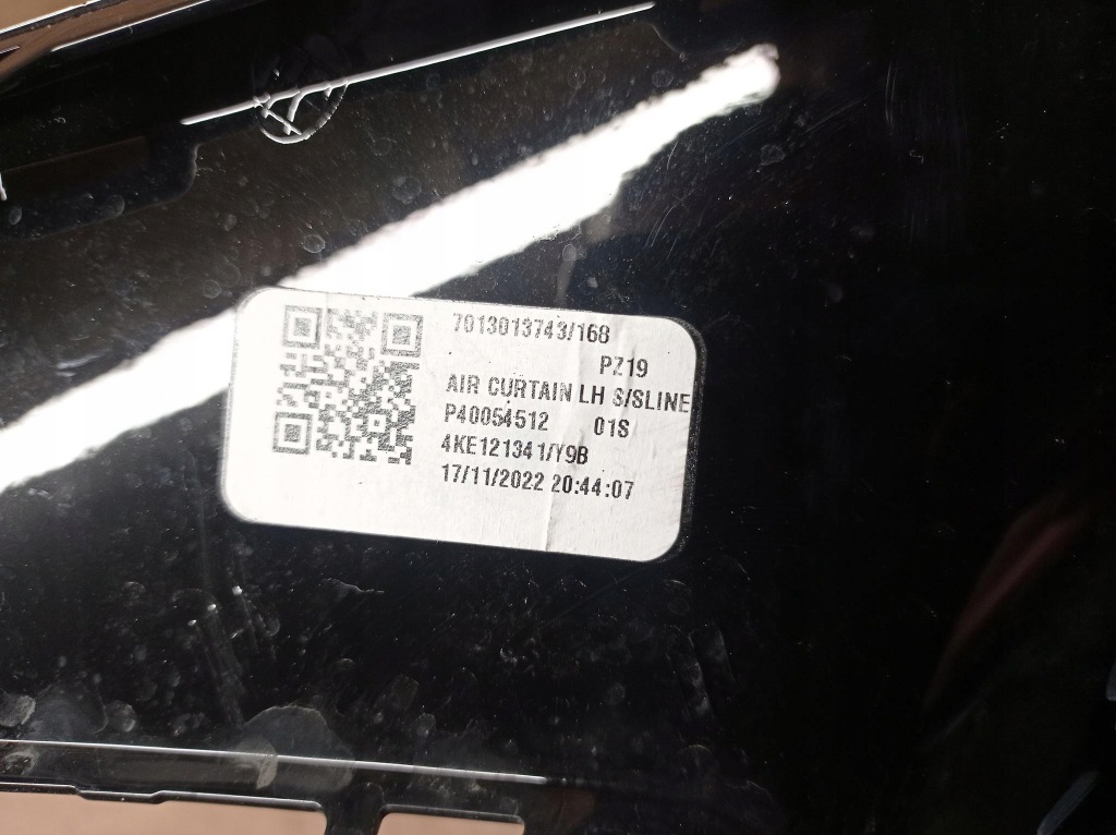 фото №9, Audi e-tron s-line решітка ліва бампера перед 4ke