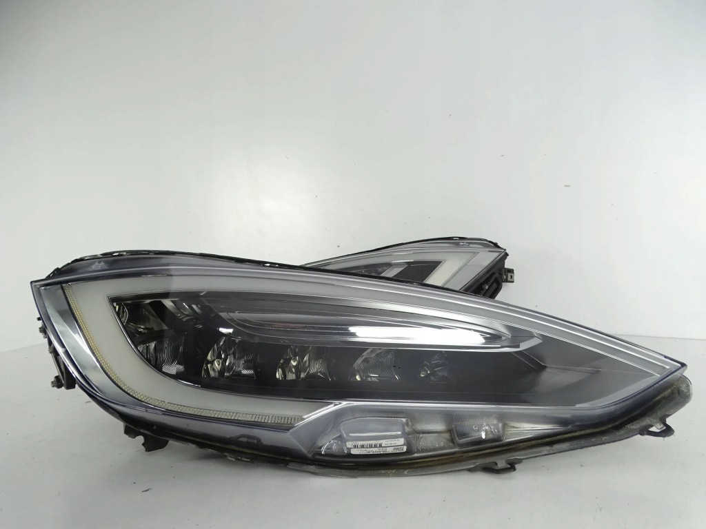 Фара перед передняя правый  tesla s рестайлинг  full led Доставка