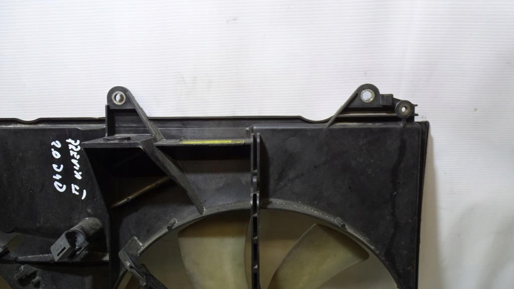 Вентилятор радіатора toyota previa 2 2.0d4d Недорого