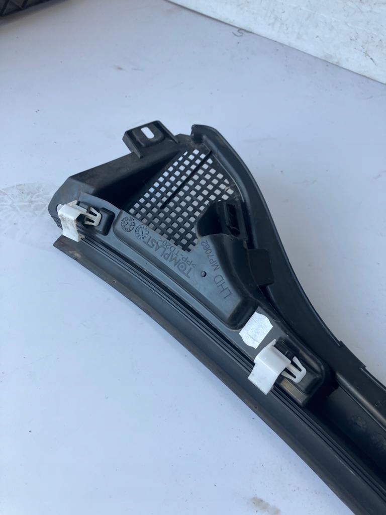 фото №5, Жабо twingo iii smart 453 668118065r