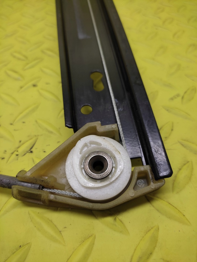 фото №5, Audi a4 b7 kombi подъемник стекло правый задняя