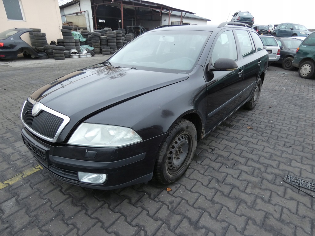 фото №8, Оригинальная приборная панель приборная консоль skoda octavia ii 2004-2008