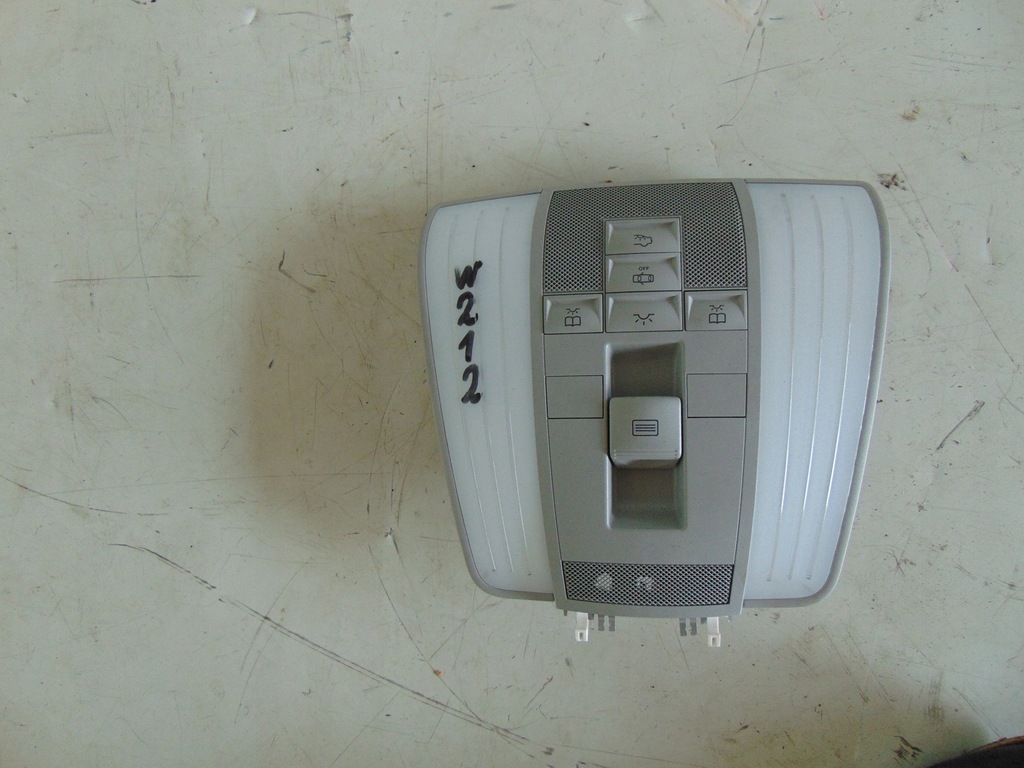 фото №1, Лампа освещение кабины mercedes-benz оригинальный номер a2129001509