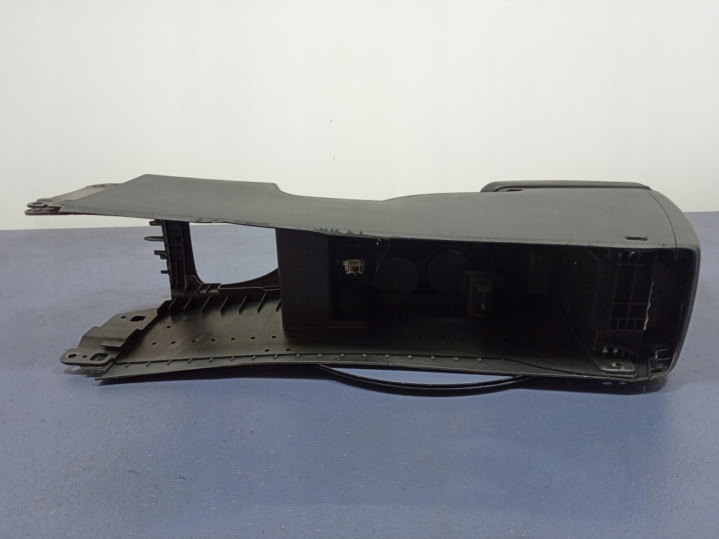 Nissan qashqai i j10 06- тунель середній підлокітник шкіра Київ