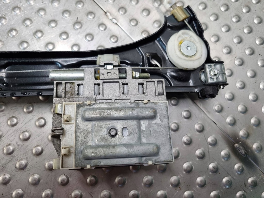 фото №5, Подъемник стекло левый перед 8n0837461 audi tt 8n