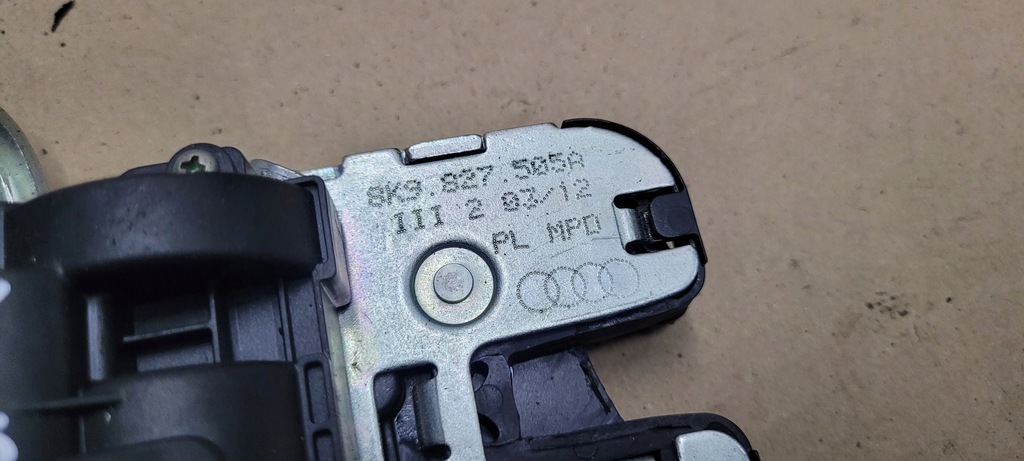 фото №6, A7 4g s7 замок кришки багажника 8k9827505a a4 b8 a5