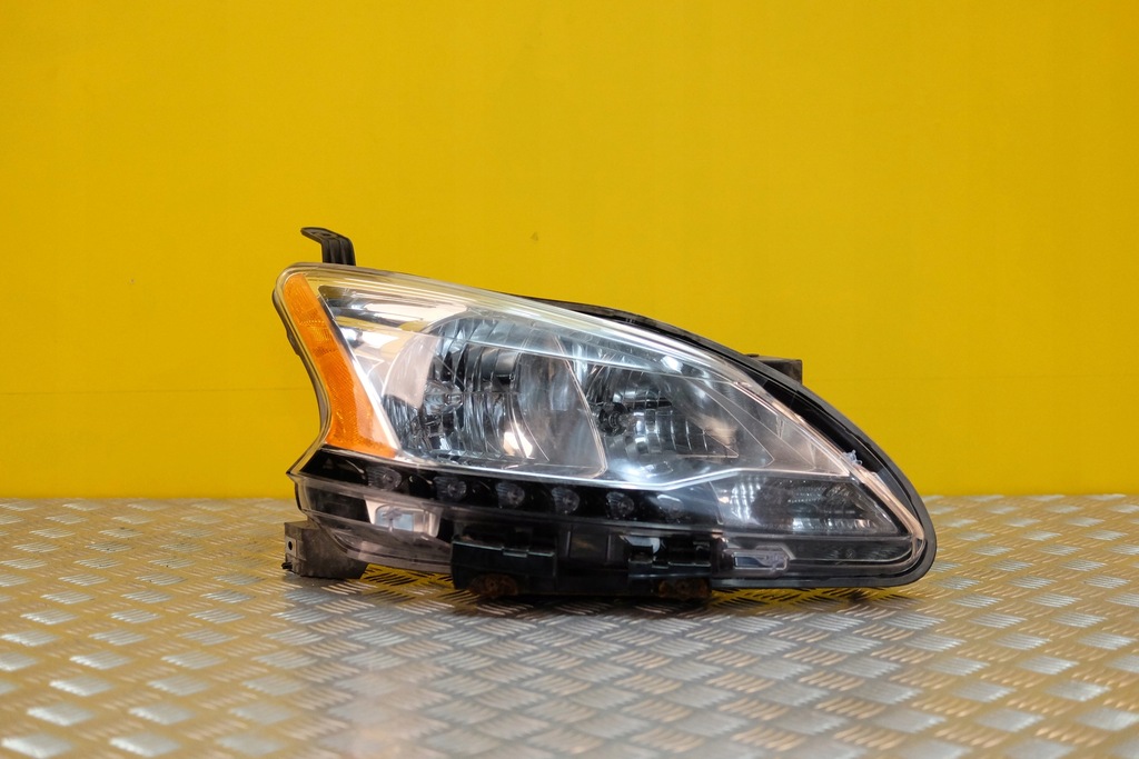 фото №1, Nissan sentra 2013- фара лампа права usa