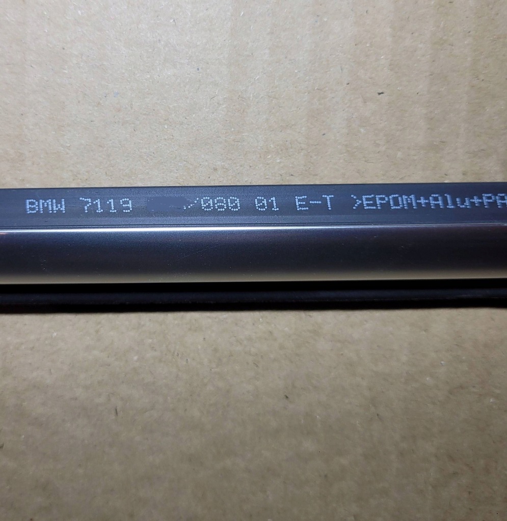 фото №7, Молдинг ущільнювач скло двері права bmw 3 coupe e92 e93 7119080 хром