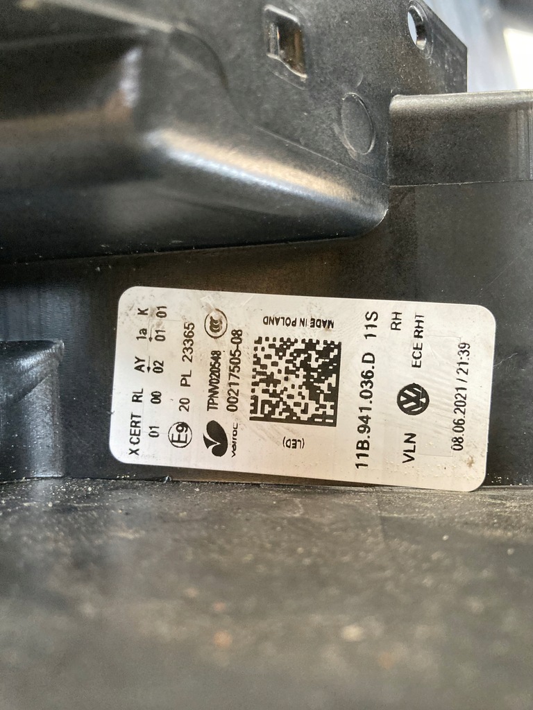 фото №14, Лампы vw id.4 full led iq led левая правая