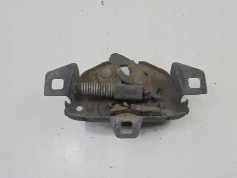 фото №3, Alfa romeo 166 замок капот двигателя