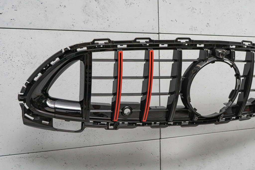 фото №10, Mercedes c-class w206 2021+ решётка радиатора panamericana gt brabus чёрный с камера