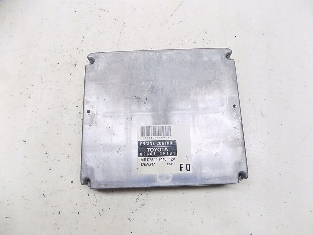 фото №1, Бортовой компьютер двигателя - toyota corolla verso ii 2.2 d4d