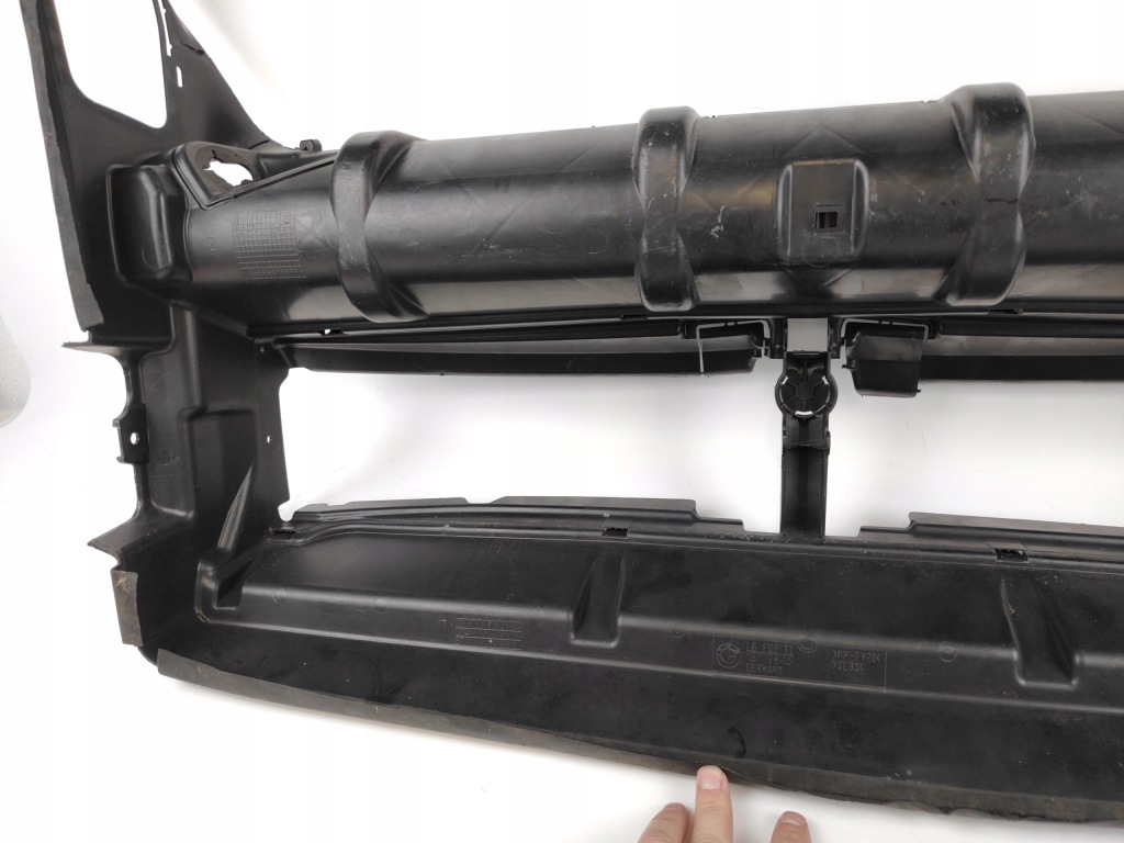 Bmw f10 f11 повітропровід впуск повітря 187798 в Україні