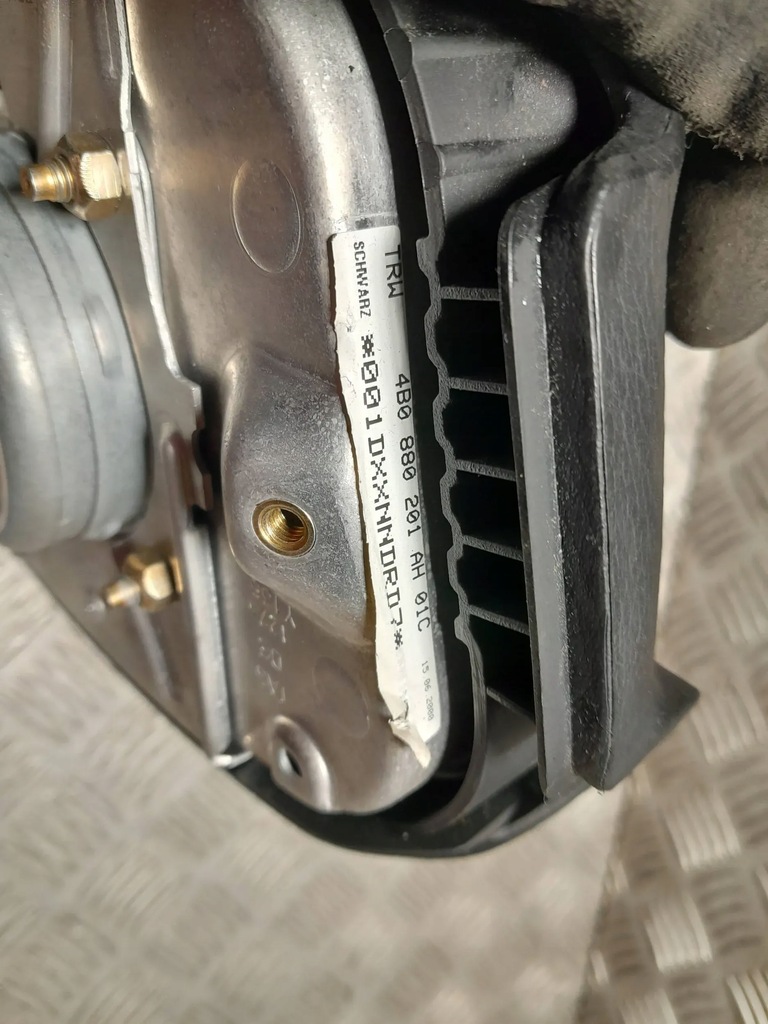 фото №10, Audi a6 c5 подушка подушка безпеки керма водія 4b0880201ah