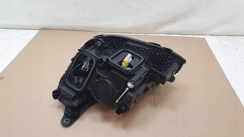 Фара перед передня правий mercedes e-klasa w213 multibeam a2139067606 Доставка