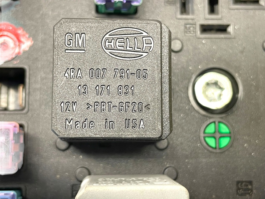 фото №10, Opel astra h 2005 рамка / модуль предохранителей