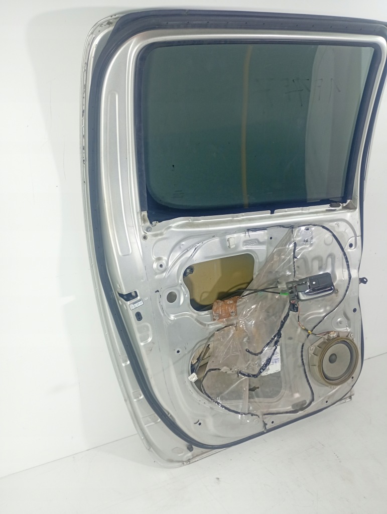 фото №8, Toyota hilux 7 vii 05-15 двері ліва задні задня код лакофарбового покриття 1f7