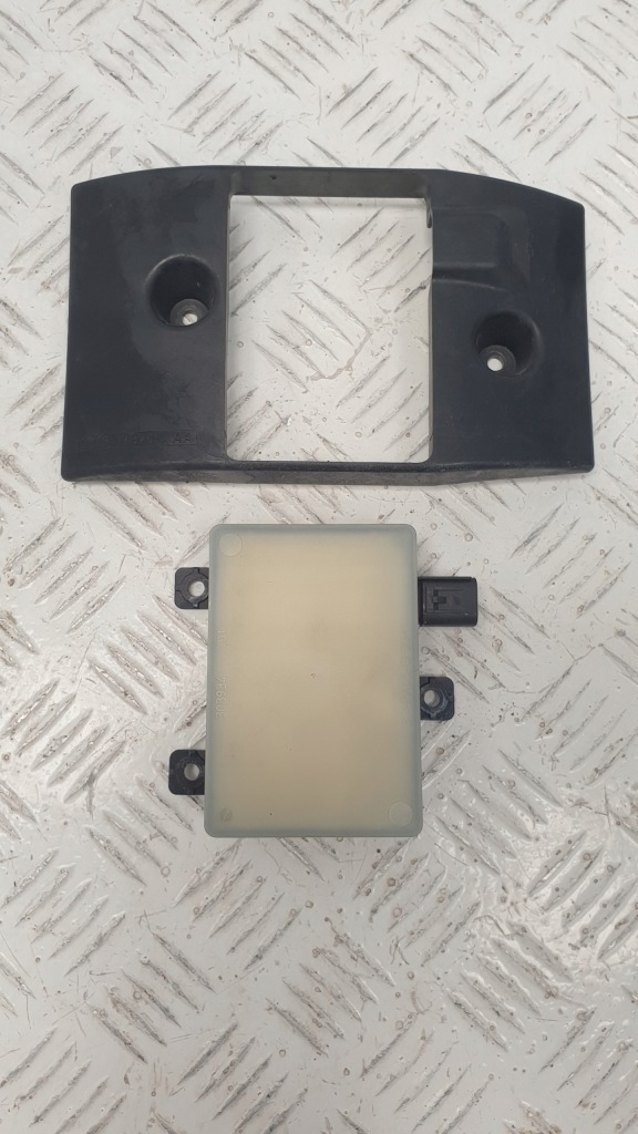 Купити Радар acc distronic датчик перемикання поперечина range rover jaguar fw93-14f152-bd