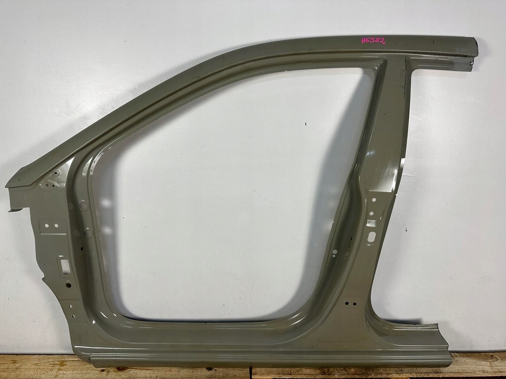 фото №1, Порог блок двигателя левый рама hyunadi i20 ii 2 2014- nowka оригинальный