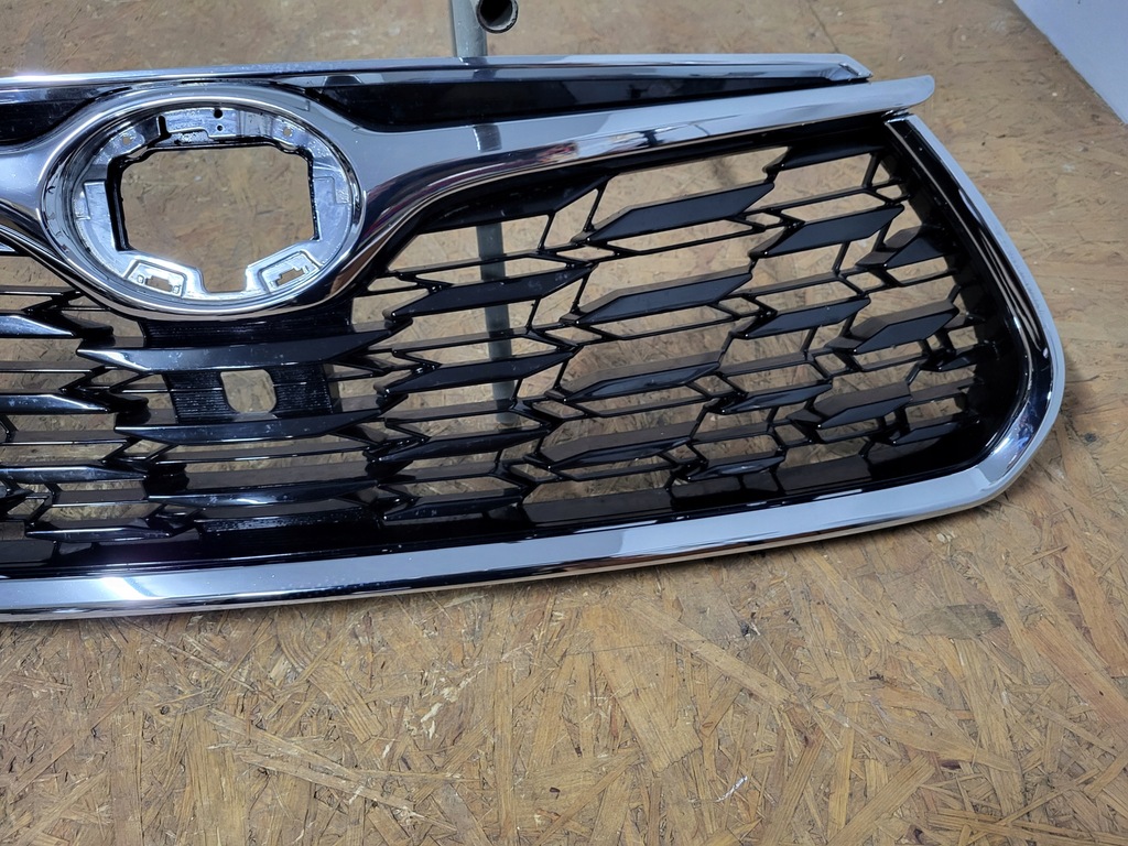 фото №5, Toyota highlander 21r-- решітка радіатора решітка радіатора передня