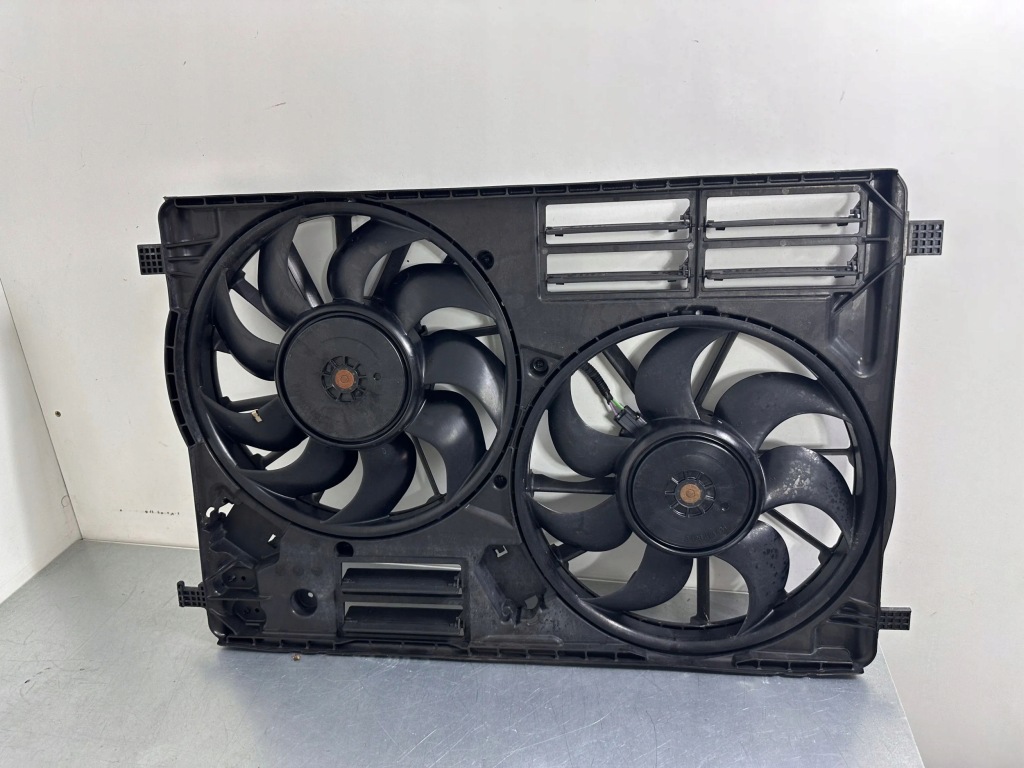 Ford c-max 2 2017 накладка вентилятора радіатора f1dt8c290aad Київ