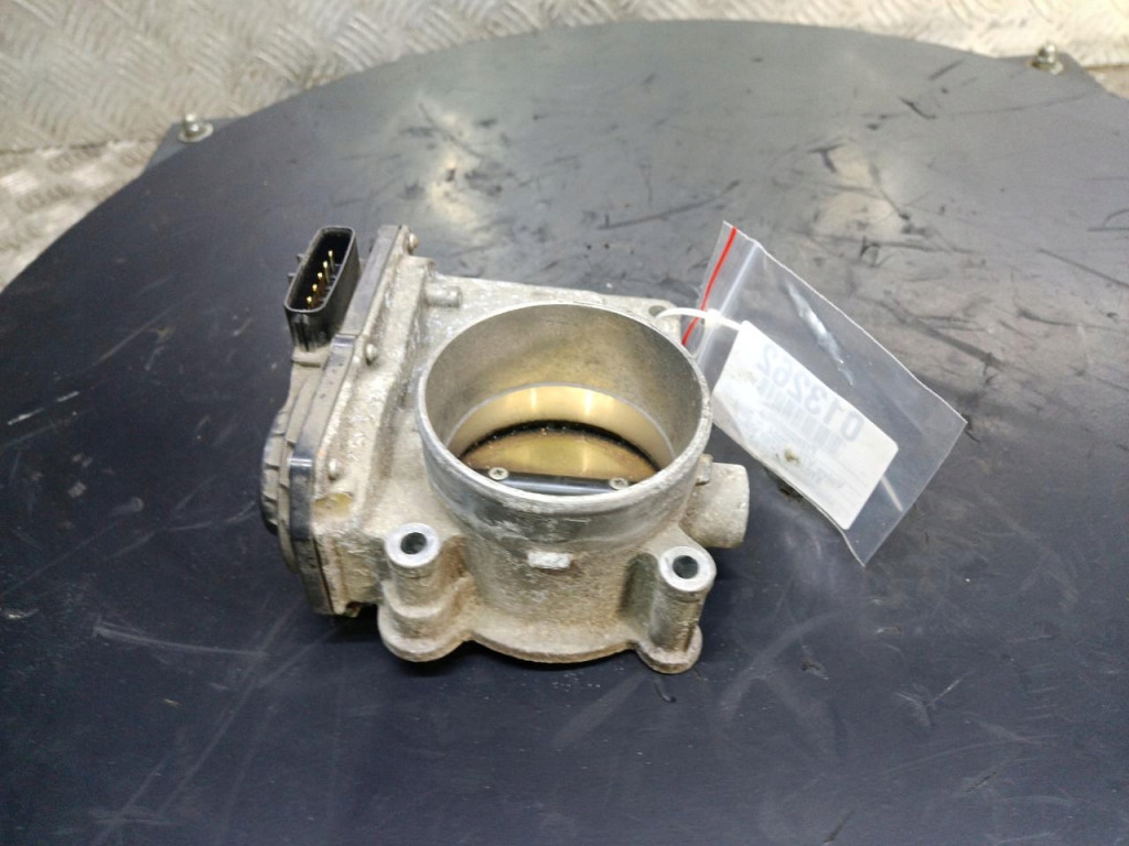 фото №1, Volvo v70 ii 2.4b дроссельная заслонка 3071155