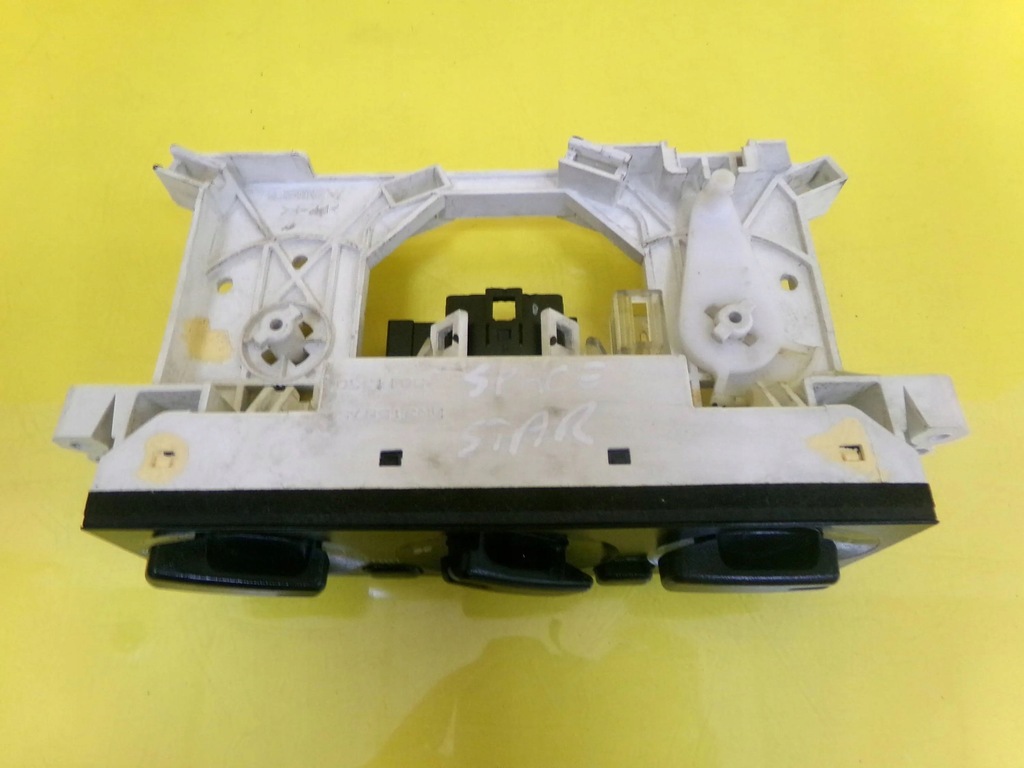 фото №6, Панель обдув mitsubishi space star mr315975 nr1101