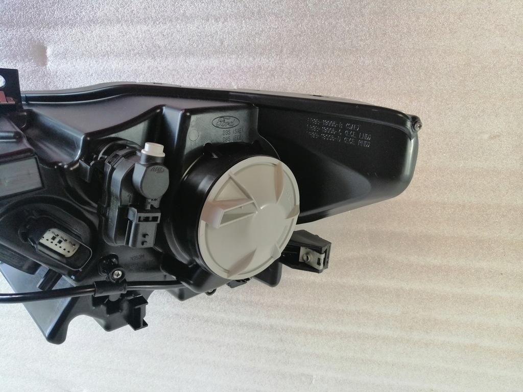 фото №10, Ford mustang лампа права перед