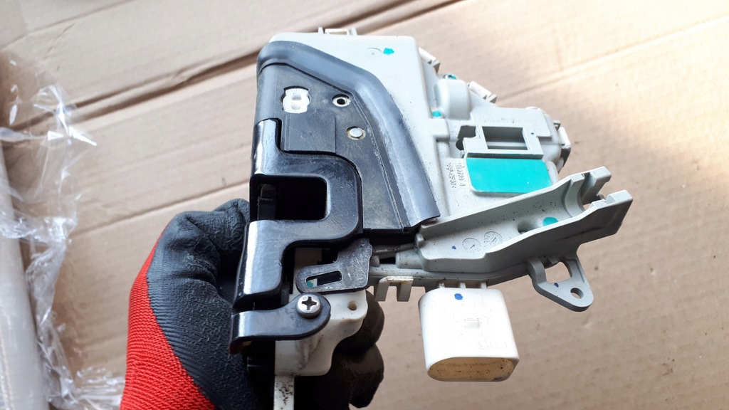 фото №6, A6 c7 4g замок двері лівий перед 6pin a7 s4 b8 a5