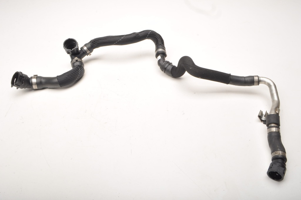 Купить Bmw f39 f40 f44 f45 f46 2.0 труба шланг воды 8658488