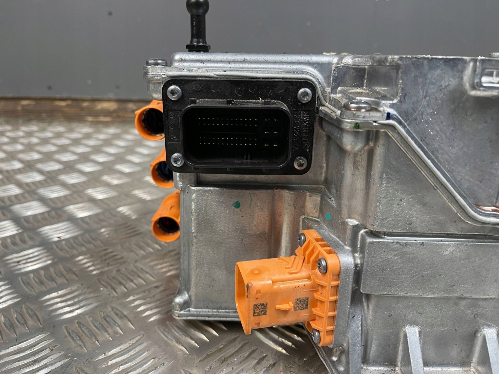 фото №6, Перетворювач напруги bmw i4 5b3e9b8