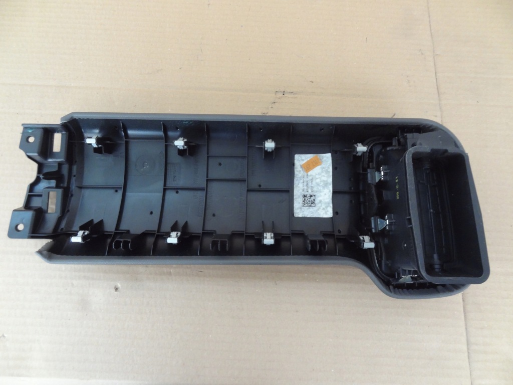 фото №4, Молдинг dekor консоли правая решётка citroen c5 aircross 17- 9817140377