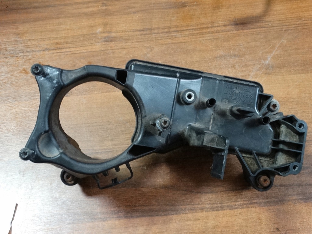 фото №1, Porsche macan 3.6 кронштейн кронштейн насоса воздуха